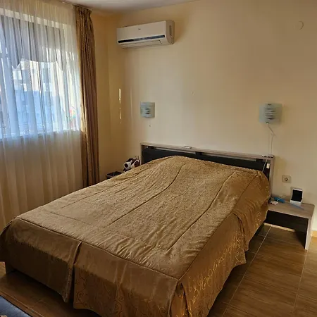Anna On Saint Vlas Apartment *